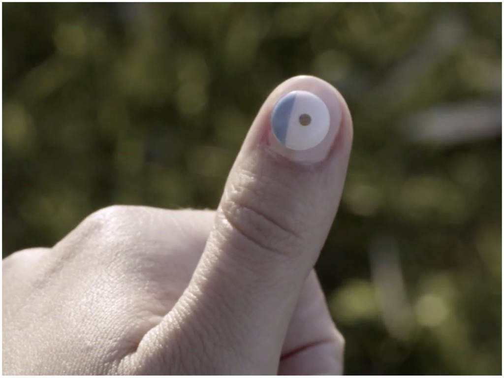 【CES 2018】L'Oreal 超細 UV Sense 手指貼  貼指頭即量紫外線指數
