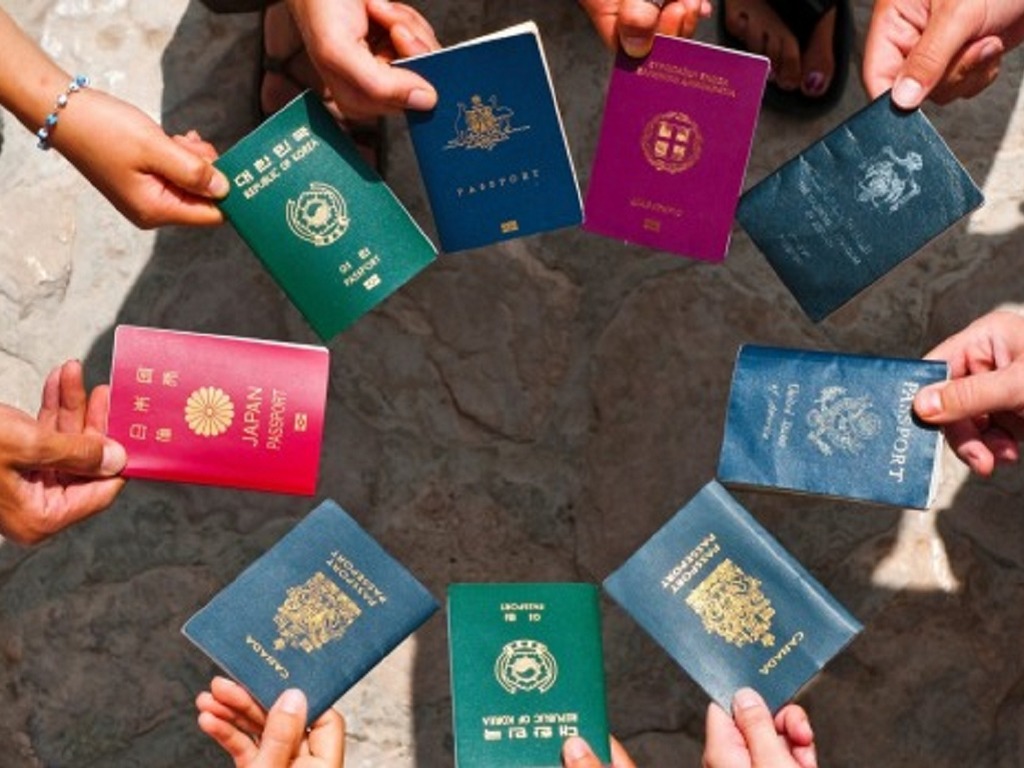 香港特區護照世界排名第 21 位！中國護照排名第 75