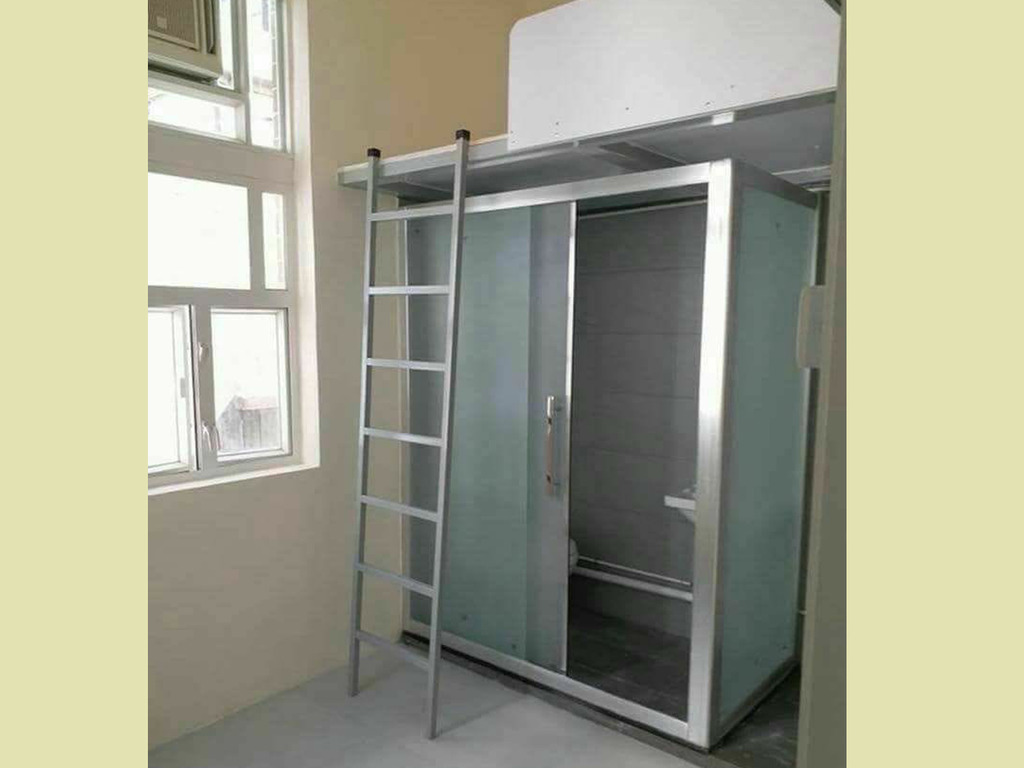 上床下廁月租 HK$4800 起 網民：有窗戶唔錯喇