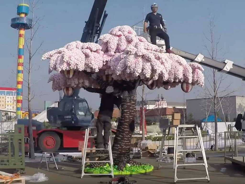 日本 Legoland 砌出全球最大 LEGO 櫻花樹