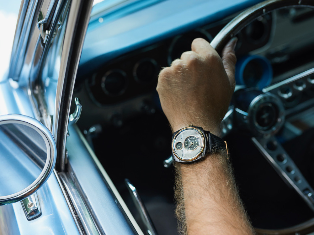 用 Mustang 等名車零件製手錶 更可自己提供原料