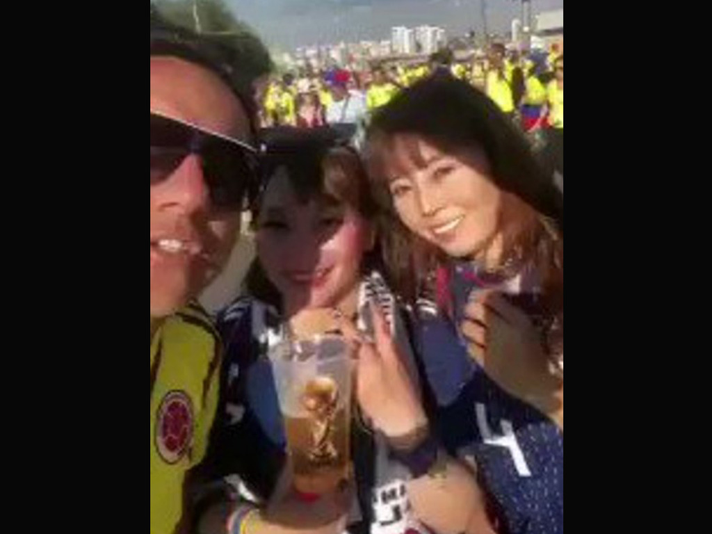 【世界盃】哥倫比亞男球迷教日本女球迷講「我係妓女」哥國名宿代為道歉