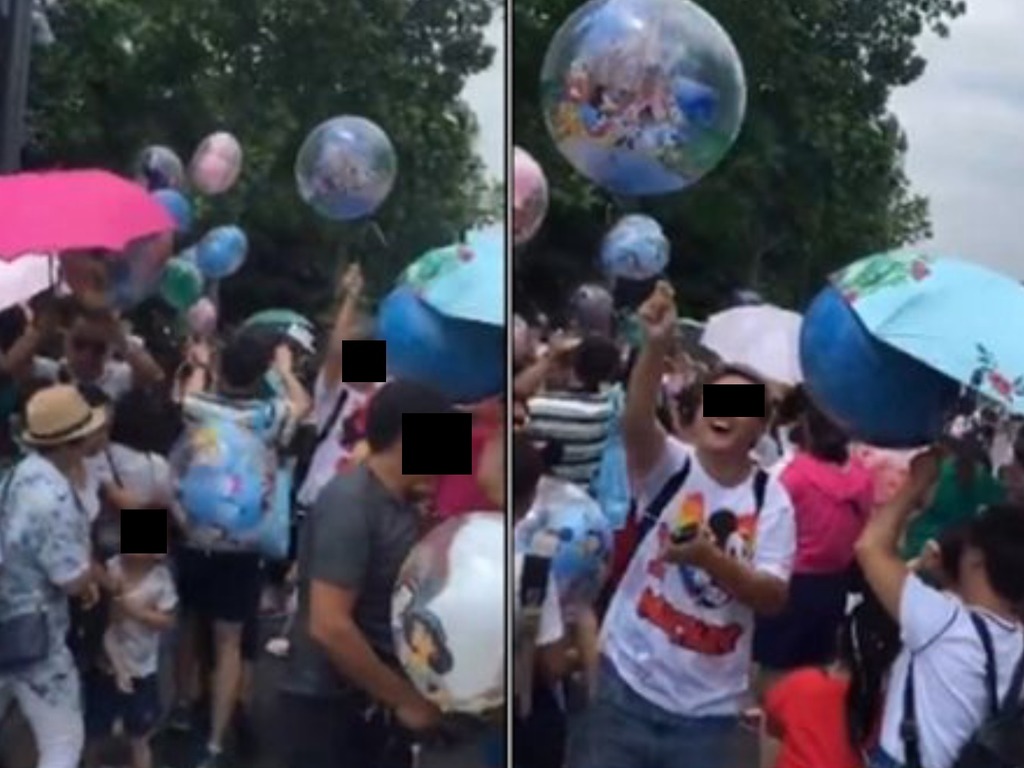上海迪士尼遊客「瘋搶氣球」似土匪！網民：其實香港都試過