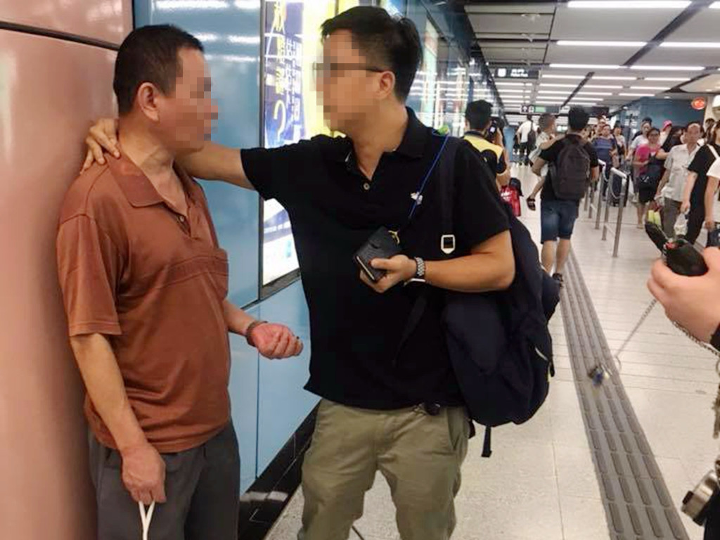 漫畫家謝曬皮指港鐵縱容中國客車廂食煙 無乘客出聲職員口頭警告了事
