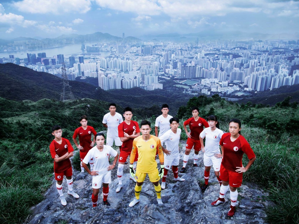 【香港勁揪】香港足球隊有新波衫！洋紫荊暗花圖案夠特色
