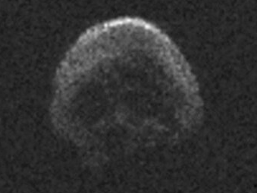小行星 2015 TB145 像「會笑的頭骨」？11．11 經過地球