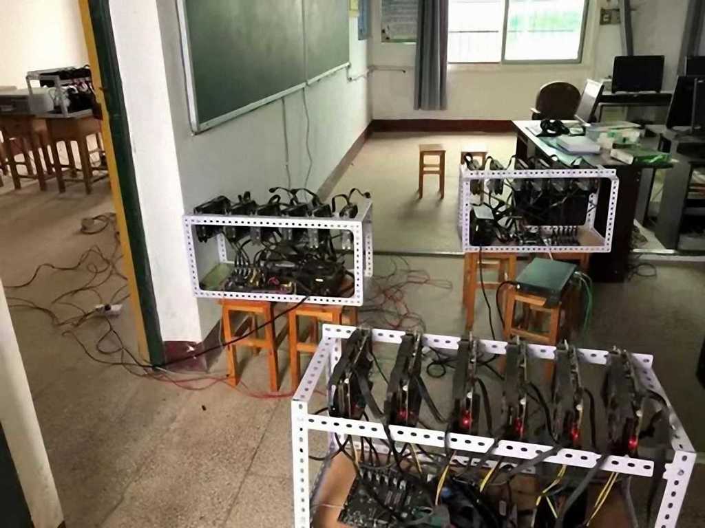 湖南中學校長放 8 部礦機在學校掘礦！最終受到免職處分