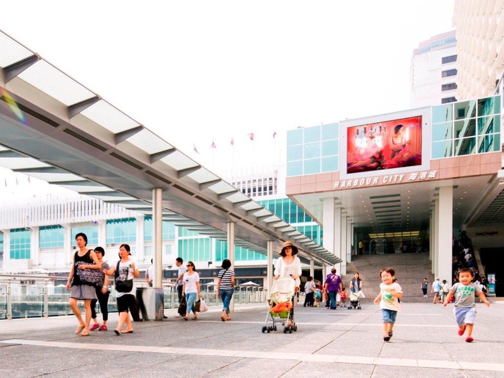 內地人來港一日遊力數港人 4 宗罪！港網民：最好誰都不來