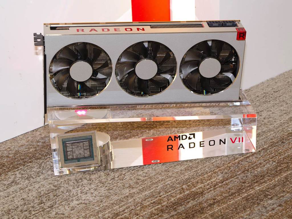 AMD Radeon VII 第二代 Vega 旗艦抵港開箱！狙擊 NV RTX 2080