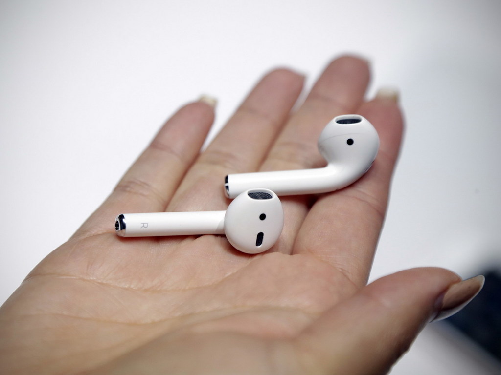 Apple AirPods 或增患癌風險？科學家聯署籲立法管制無線產品