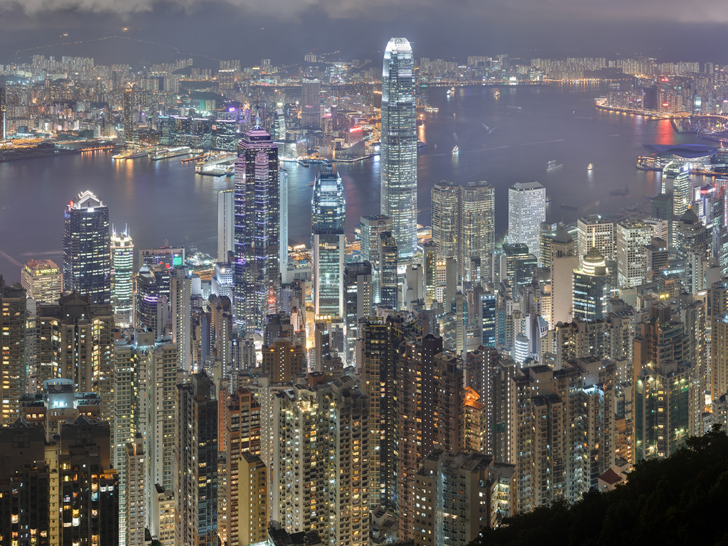 香港住宅平均樓價連續 5 年冠絕全球 網民：香港大把世界第一