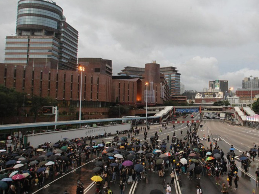 【八五罷工】政府呼籲市民 8 月 5 日提早出門上班 譴責示威者堵路違法
