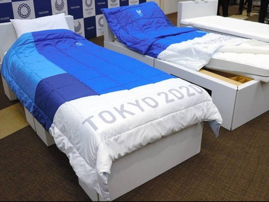 東京奧運選手村全用瓦楞紙板床？搭配 3 段床墊可回收再用