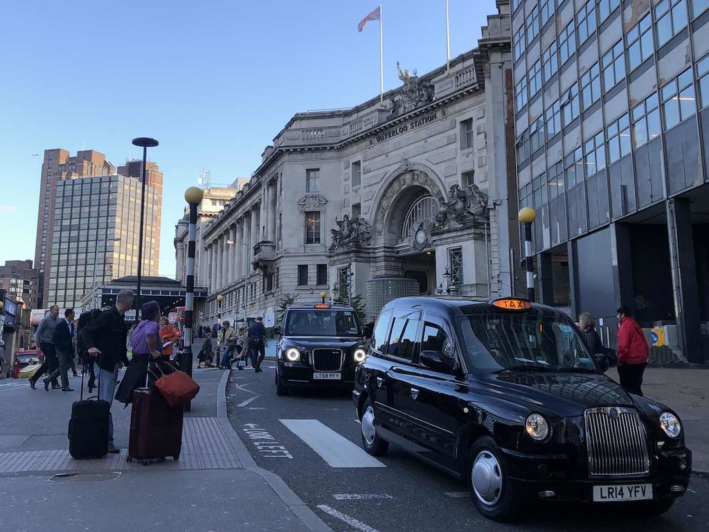 Uber 倫敦再陷無牌經營