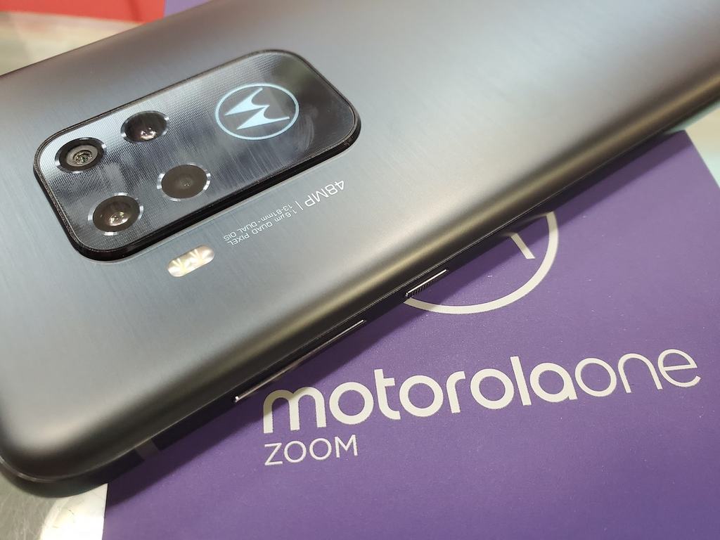 Moto One Zoom 水貨火速到港