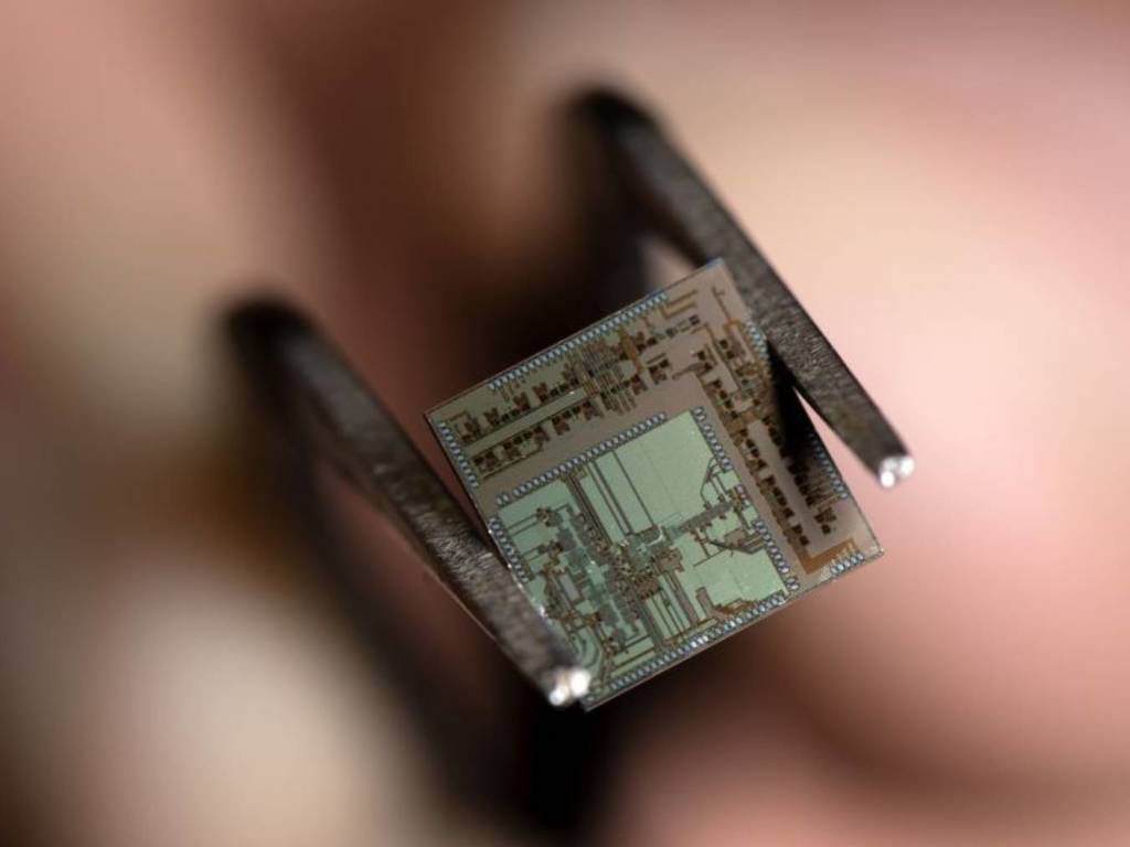 日本搶先研發出 6G 晶片？達 5G 速度的 40 倍