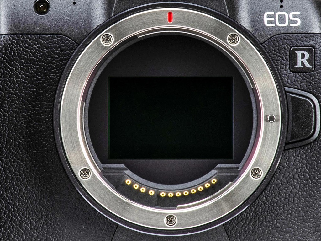 Canon 全片幅無反旗艦 EOS R5    傳聞將於下月發表