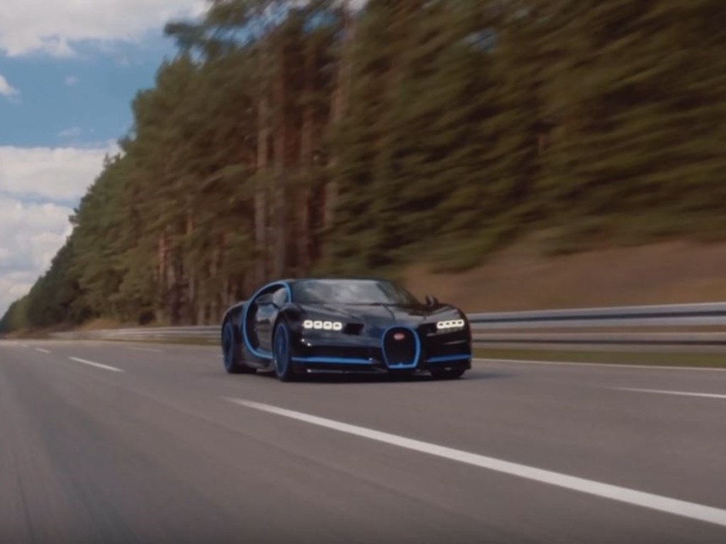 【e＋車路事】用咩車先可以追拍 Bugatti？時速 400km「拍攝車」謎底解開