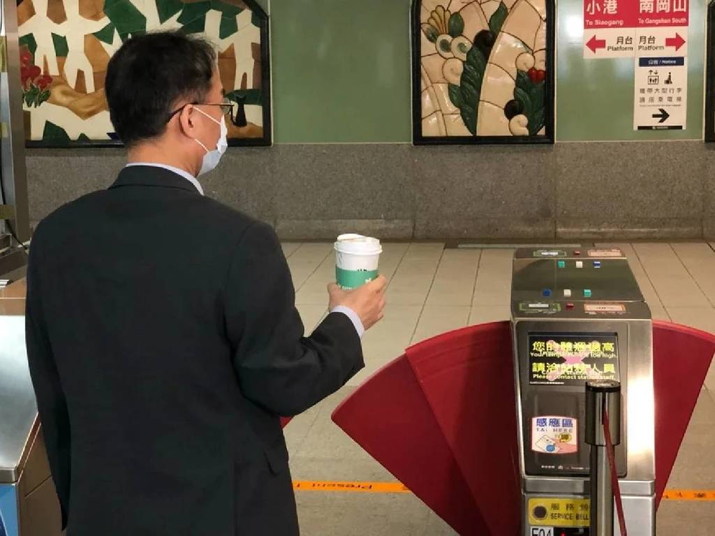 【新冠肺炎】台灣捷運設「紅外線體溫檢測」閘門！偵測到 37.5℃ 以上不會開門