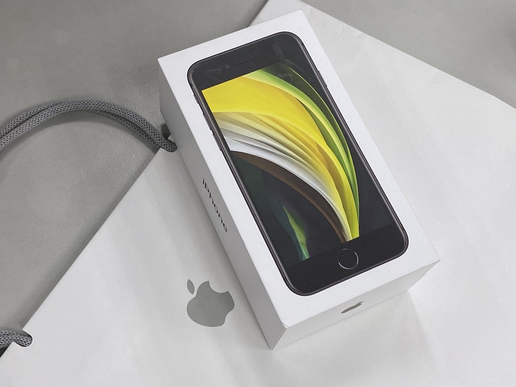 Apple 呈獻母親節送禮好主意！iPhone SE 二代加配件不用 HK$5,000