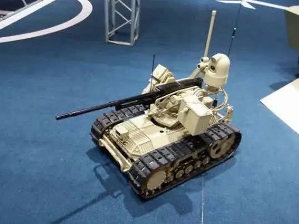 中國解放軍小型無人戰車服役 官媒稱有驚人殺傷力