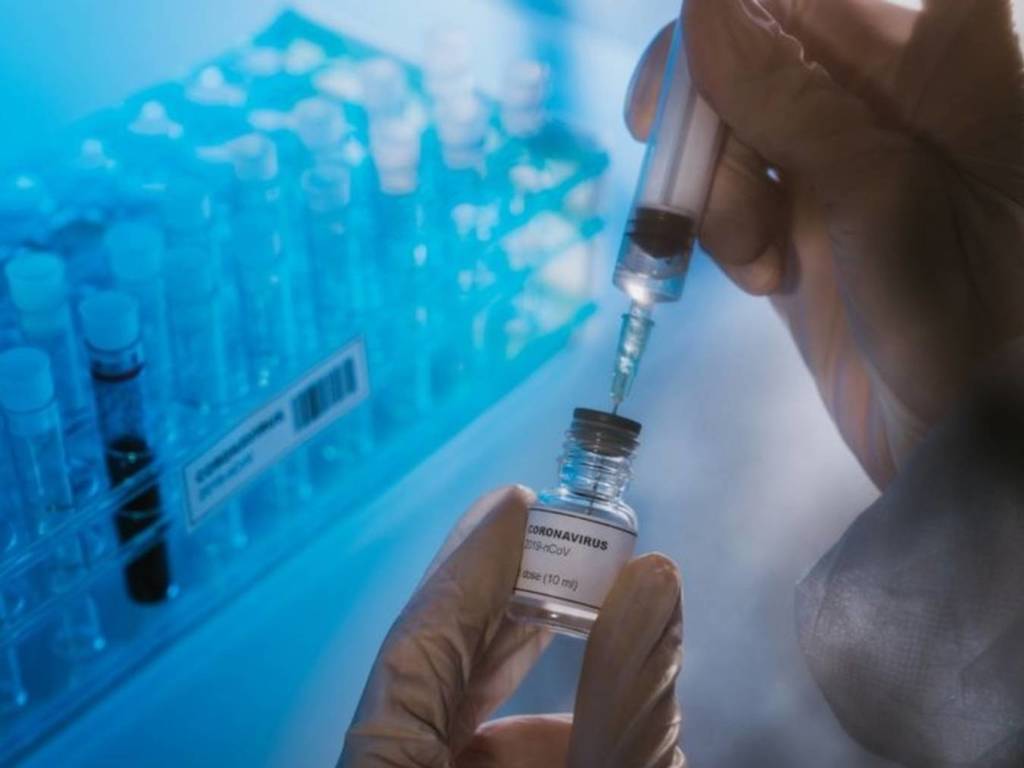 【新冠肺炎】中國製疫苗有進展？彭博指準備為國企員工秘密接種
