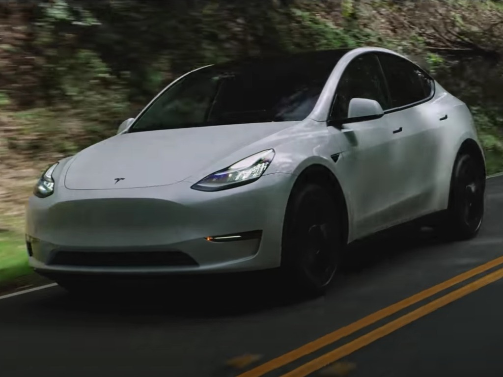 【e＋車路事】Tesla Model Y 七座版或於第 4 季生產  第三排或為「倒頭車」設計？