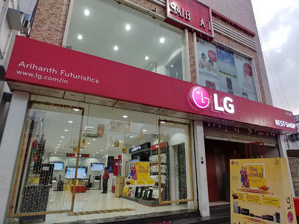 中國手機印度巿場節節敗退？LG 銷量暴增 10 倍