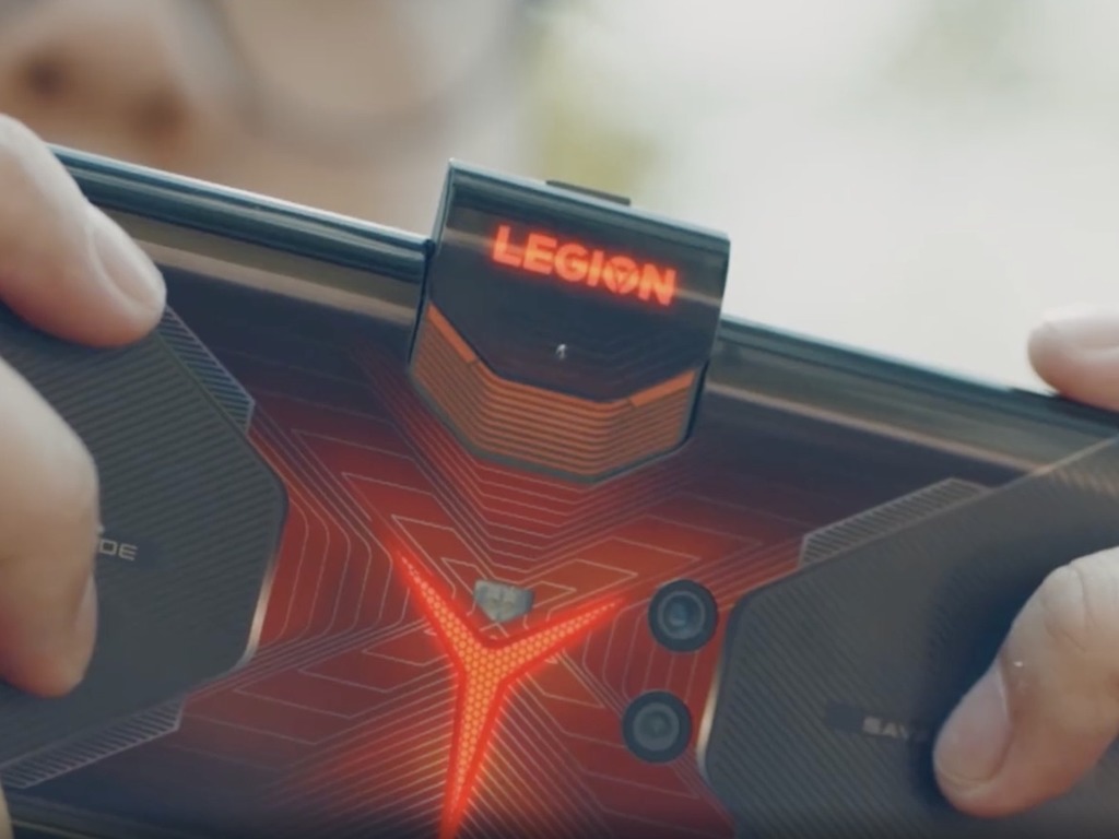 Lenovo 推 Legion 電競電話！採用中置自拍升降相機
