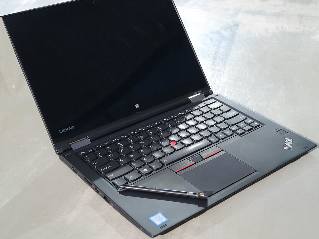 26 折入手 ThinkPad Yoga 筆電！16GB RAM‧觸控支援！