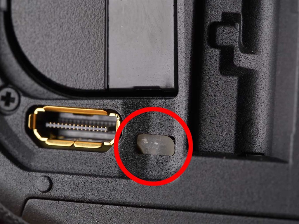 螺絲膠紙牙籤乜都得！一招簡單解決 Canon EOS R5 過熱限制