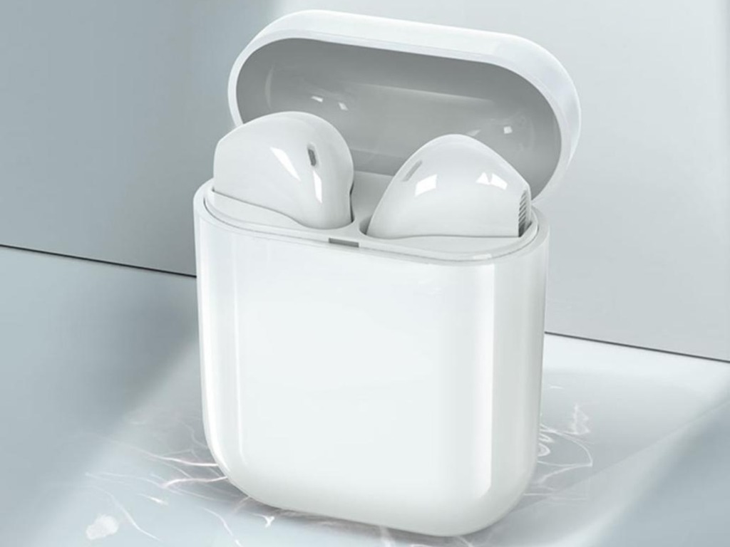 南極人 i12 耳機似足 Apple AirPods？ 淘寶價 50 人民幣有找