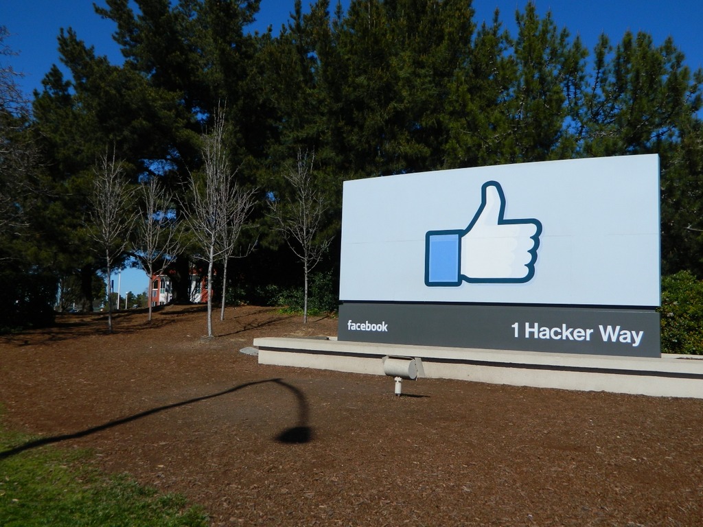 Facebook 更新圖片版權管理功能 「偷圖」小心受罰