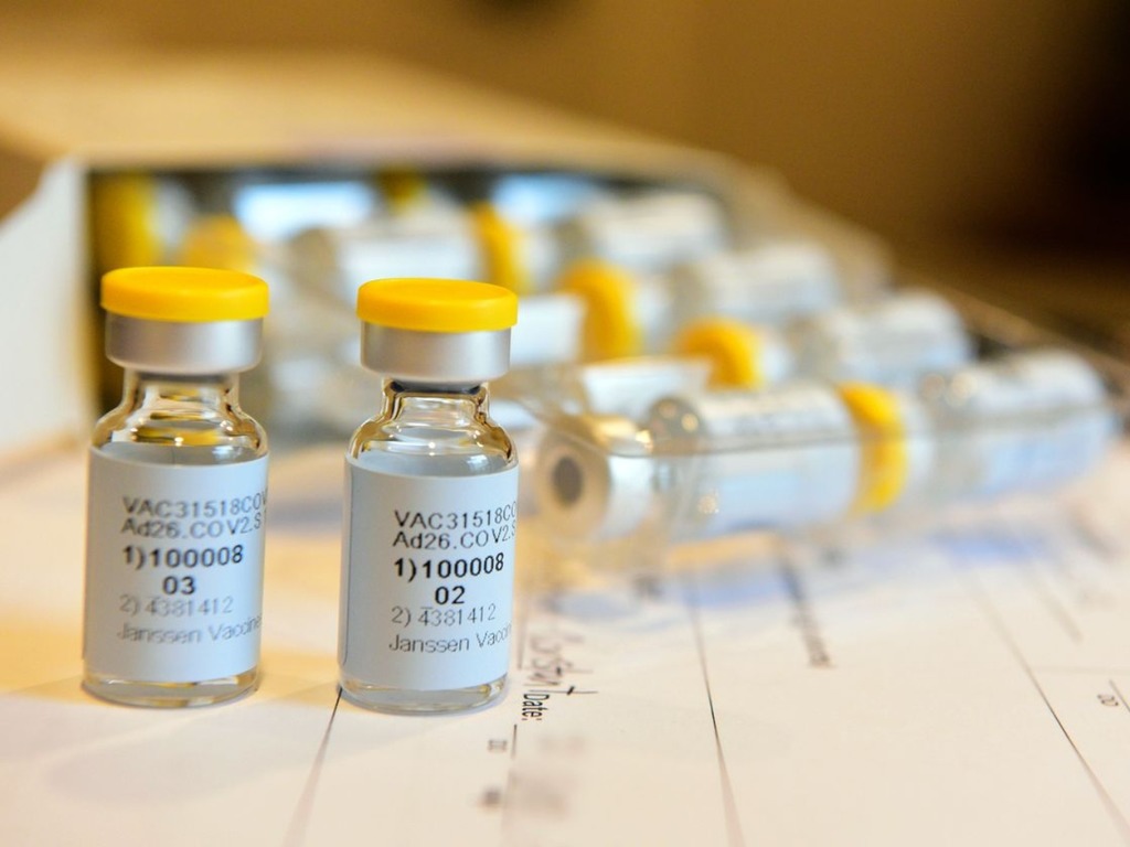 【新冠疫苗】美國強生暫停疫苗臨床測試  測試者患不明疾病