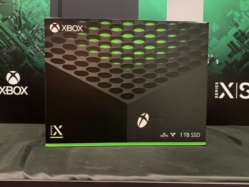 次世代黑柱 XBOX Series X|S開箱