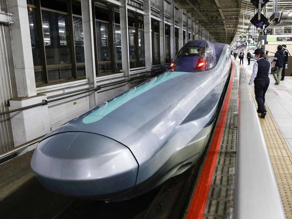 JR 東日本新幹線 ALFA-X 載客試行 時速突破 380 公里