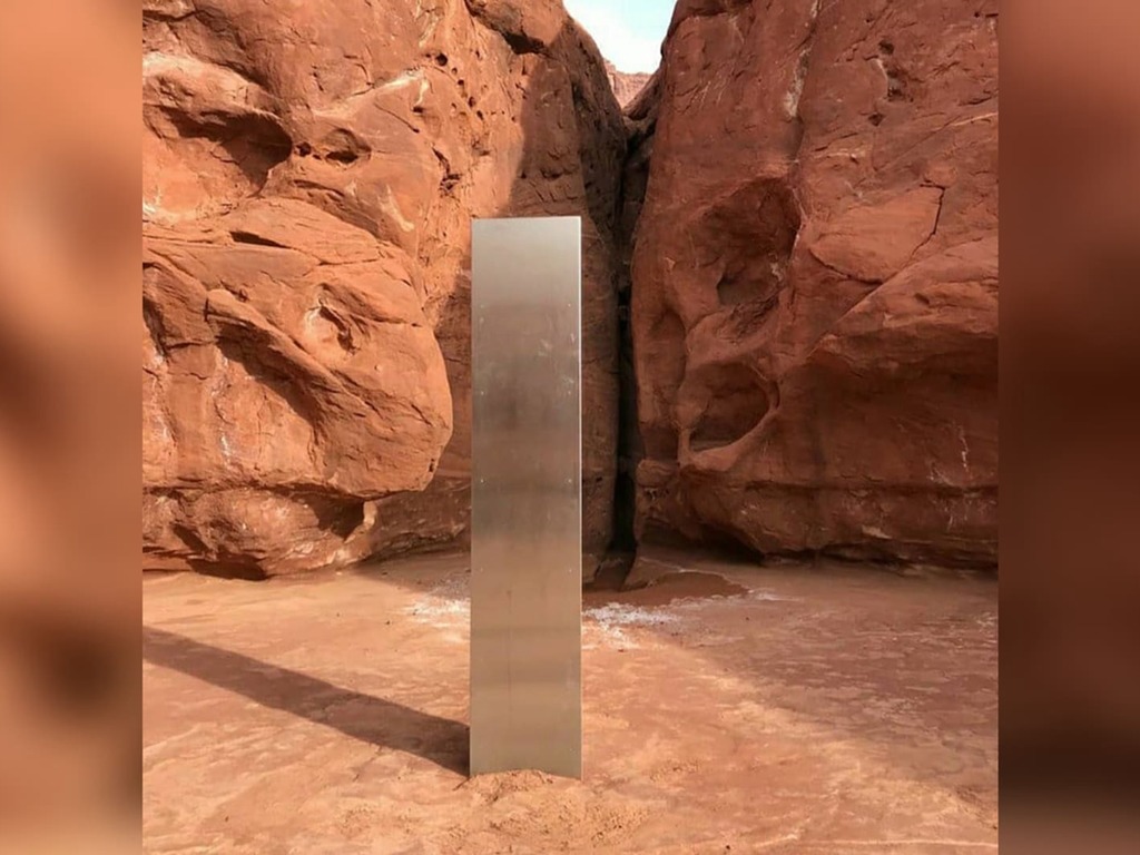 《2001 太空漫遊》橋段？ 美國猶他州沙漠驚現神秘金屬巨柱