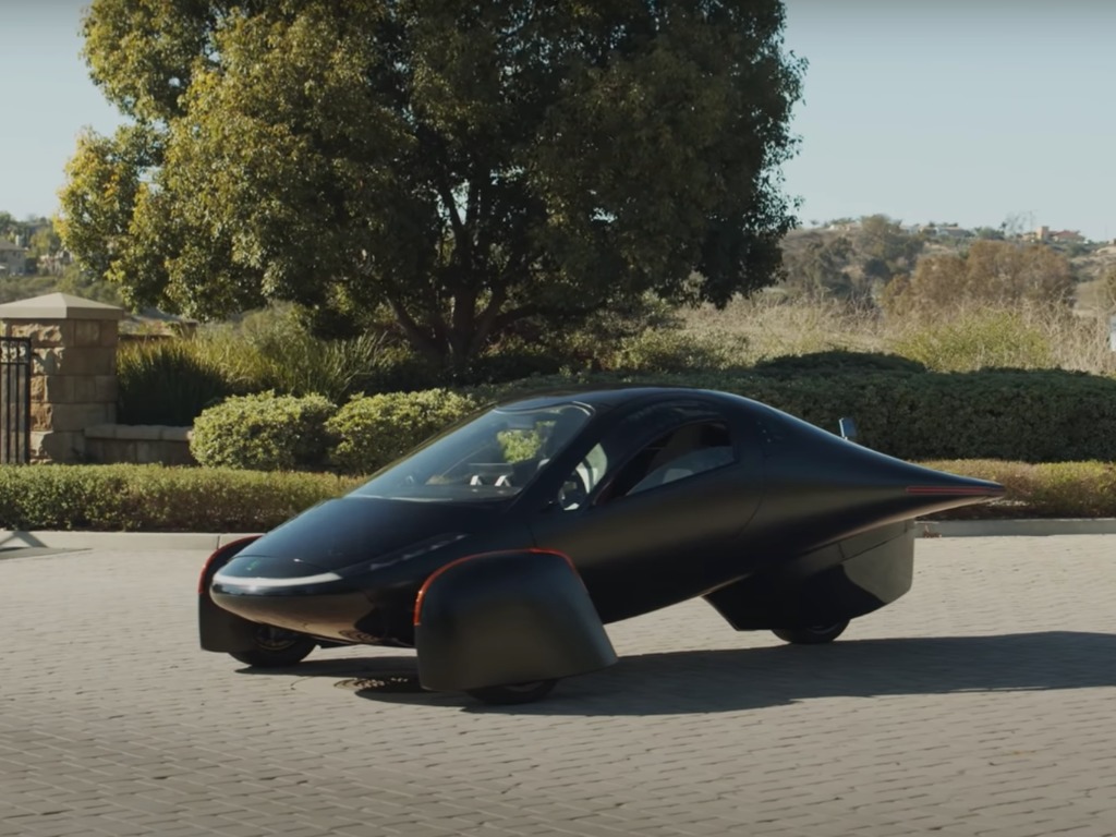 【e＋車路事】不用怕無位充電  Aptera 太陽能電動車逾 1600km 續航