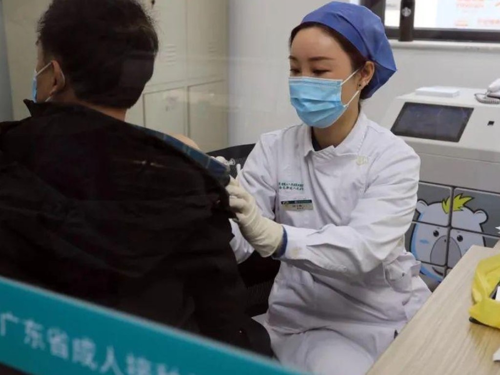 【新冠疫苗】廣東省 18 萬人接種新冠疫苗  未有出現嚴重不良反應