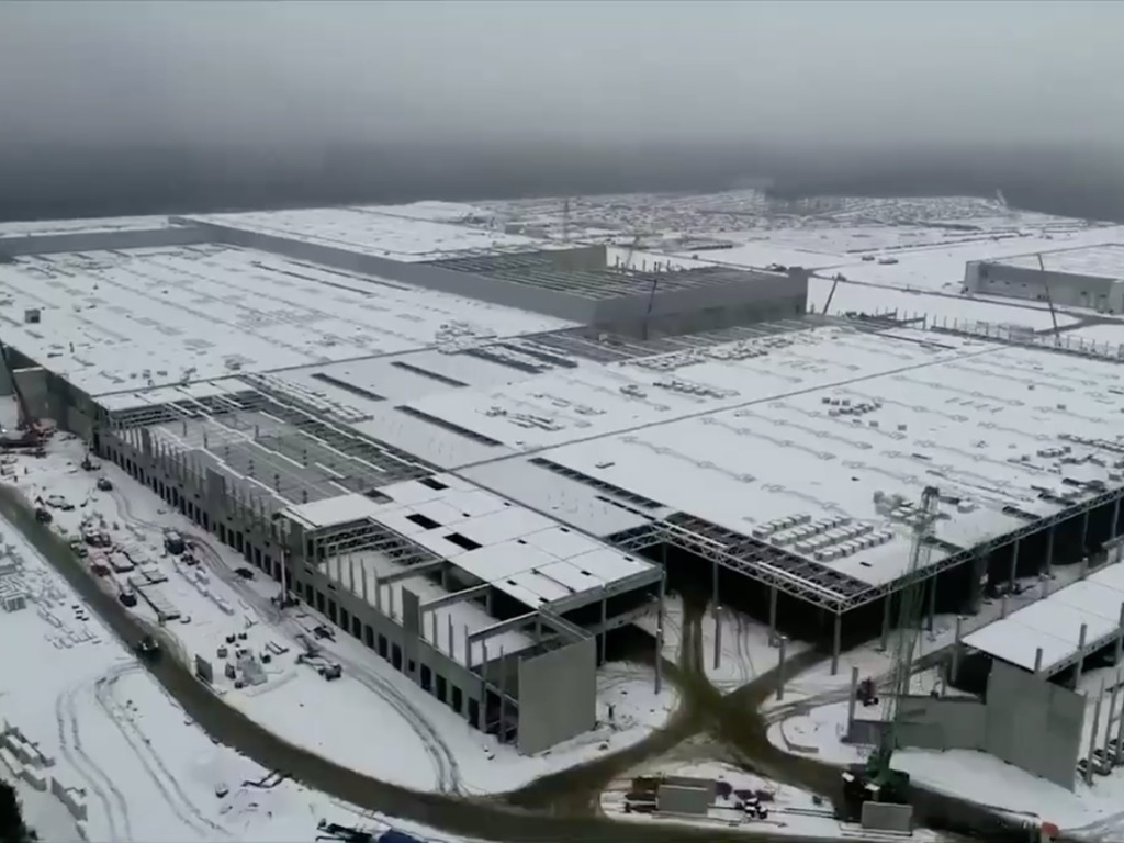 【e＋車路事】Tesla 柏林超級工廠航拍片段曝光  料產 Model Y 供予歐洲市場（有片睇）