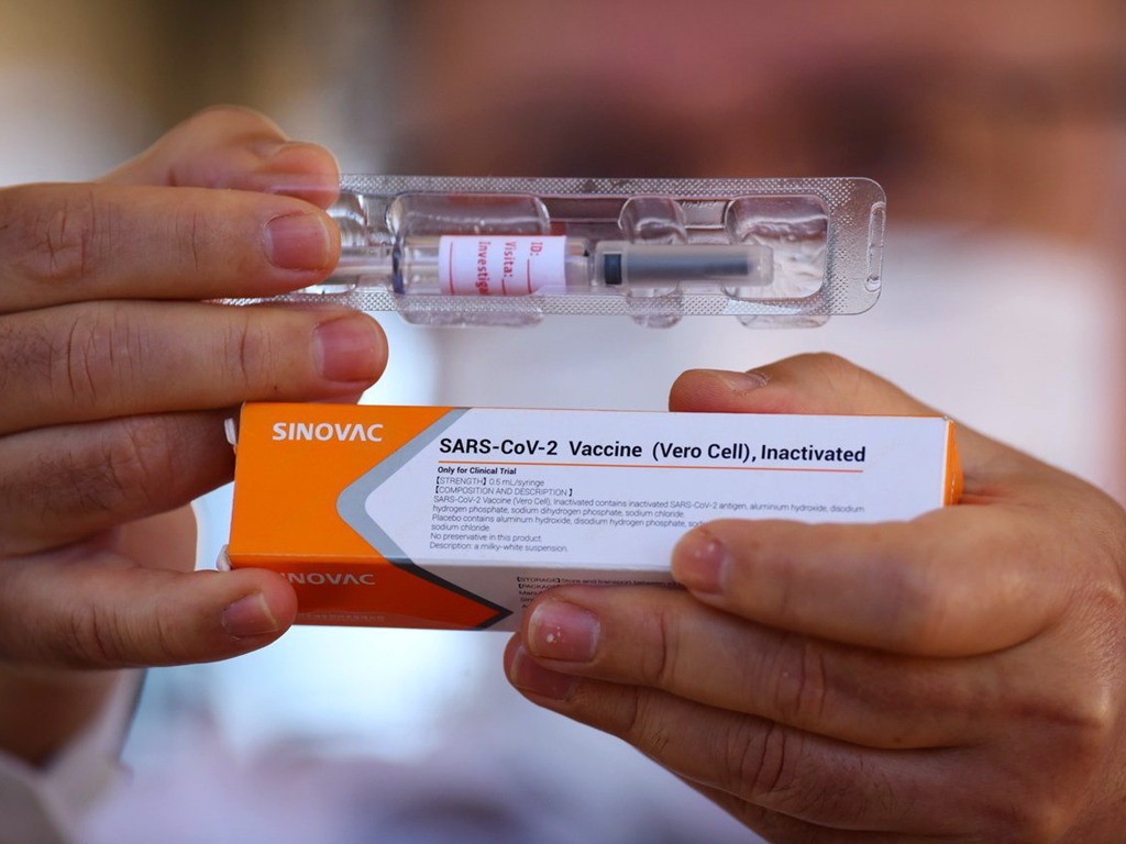 菲律賓指科興疫苗效果較低 禁醫護人員接種