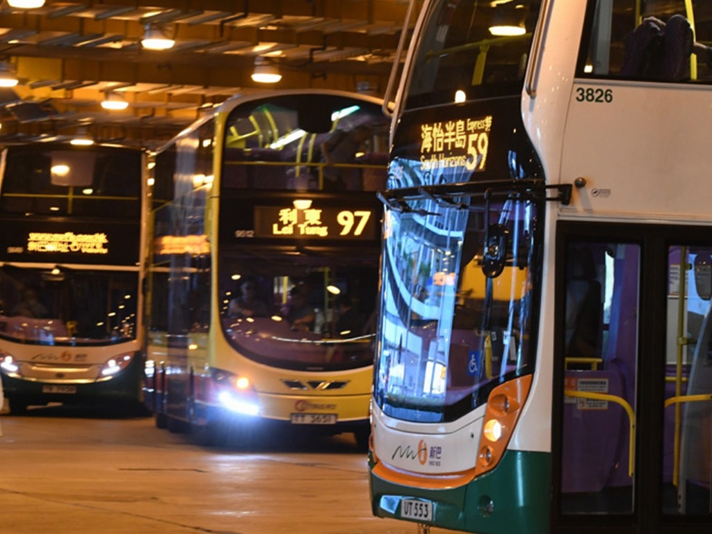 【疫市加價】行會批准 4 專營巴士加價  新巴城巴加價 12％．九巴加 8.5％ 