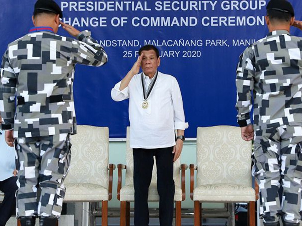 【新冠肺炎】菲律賓總統衞隊 126 人確診  消息指曾偷打走私中國疫苗