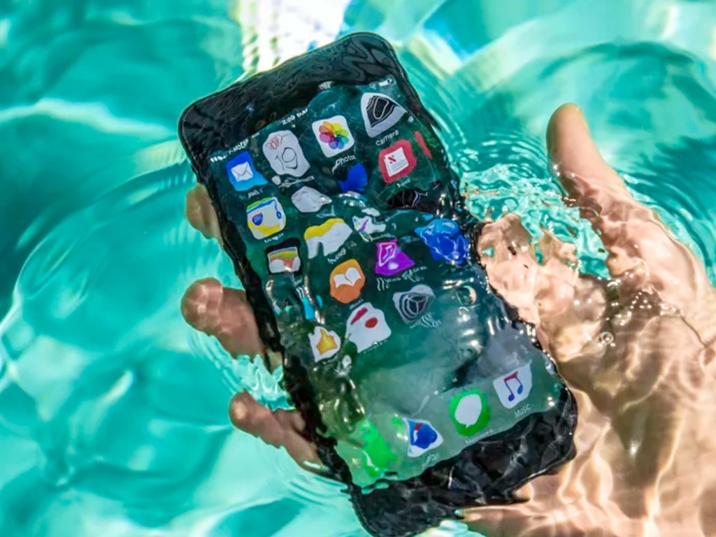 Apple 遭集體訴訟  被控誇大 iPhone 防水性能