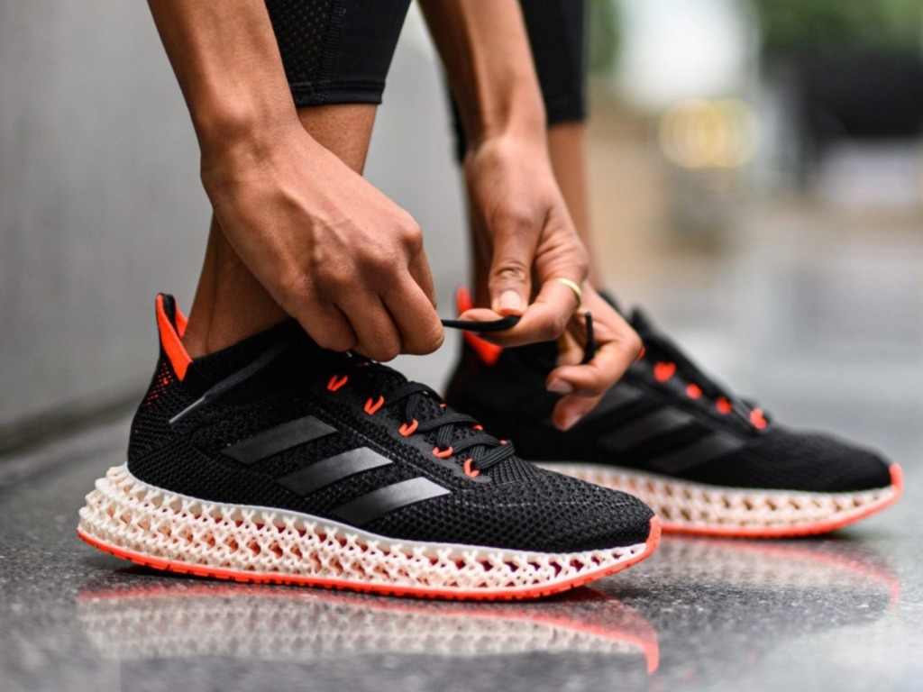 Adidas X Carbon 3D 打印 4DFWD 中底  跑步效率媲美 Ultraboost？