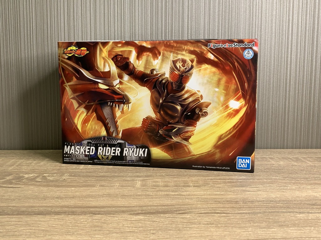 【宅玩意】Figure-rise Standard 幪面超人龍騎開箱