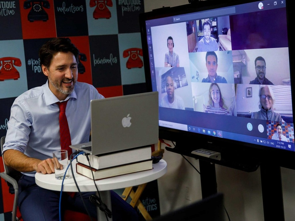 杜魯多被踢爆用冒牌 MacBook? 用 Apple 貼紙遮蓋 HP 標誌