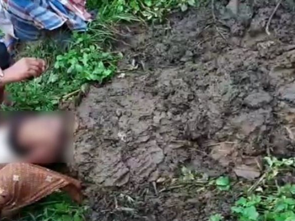 印度男遭雷劈死 家屬用牛糞埋屍堅信能復活