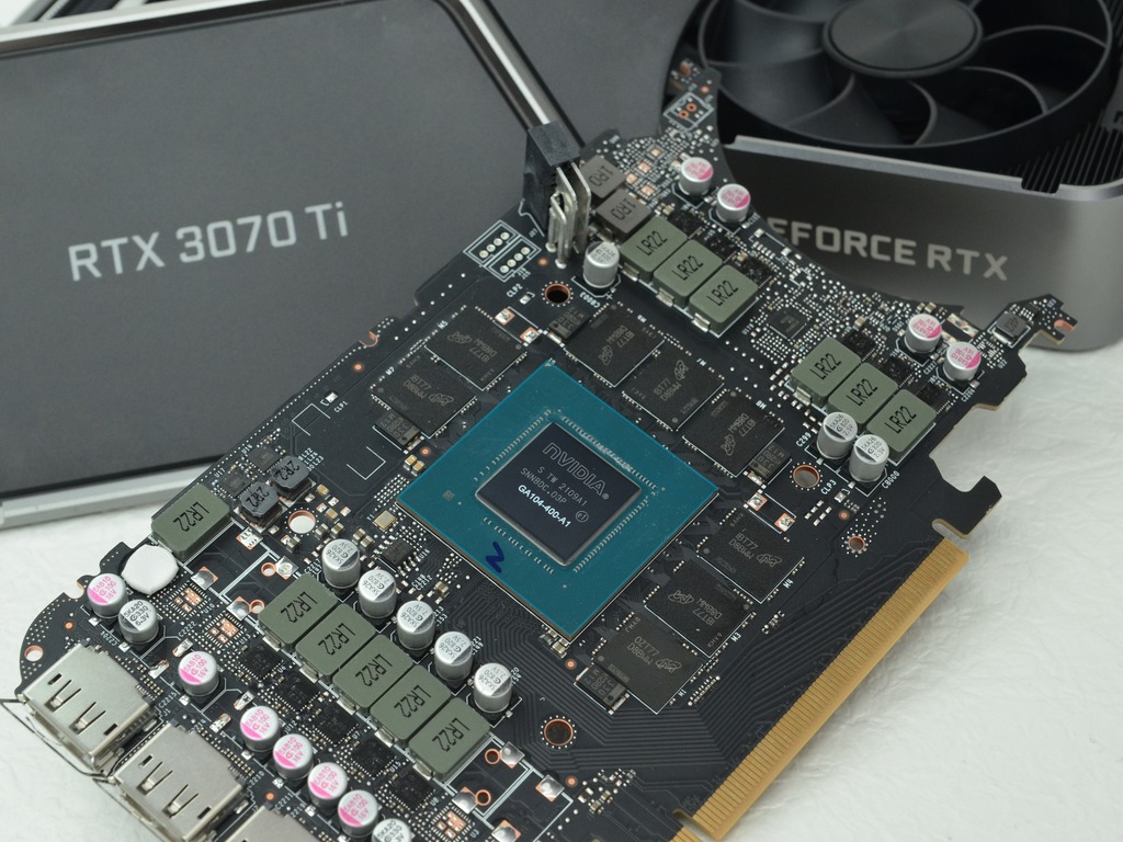 GeForce RTX 3070 Ti 大考驗！超高性價比中階卡王！