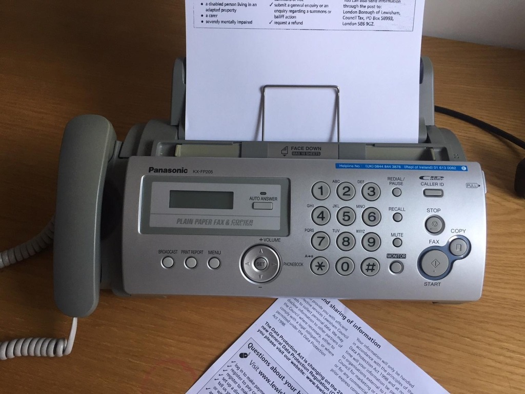 日本政府辦公難跟 Fax 機說不? 河野太郎提廢用傳真機但遭到反對
